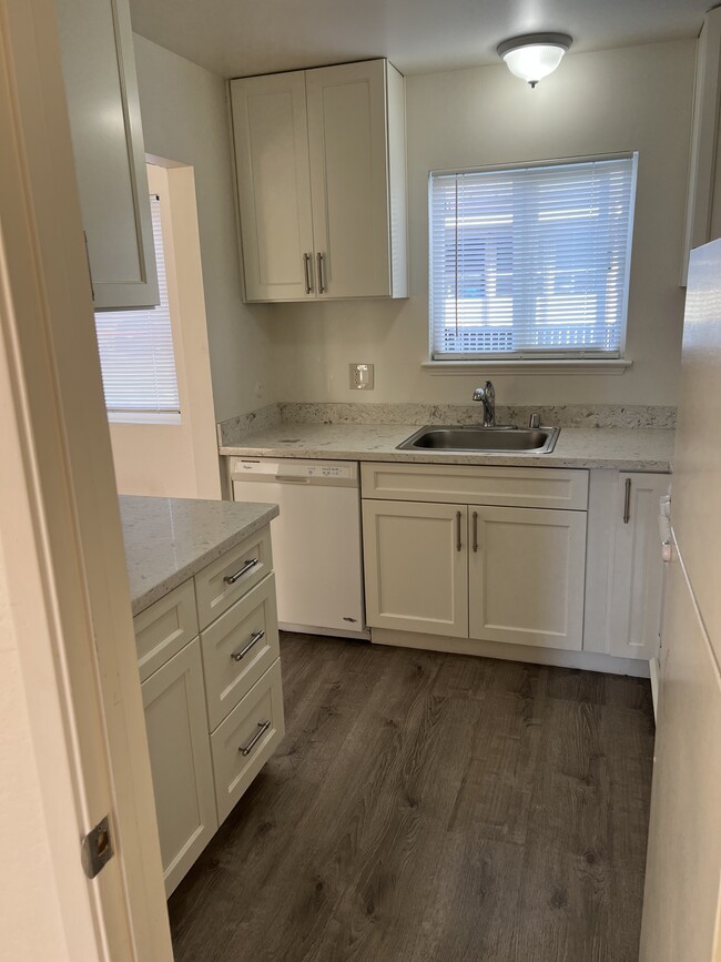 2208 Sonoma Ave Unit 3
