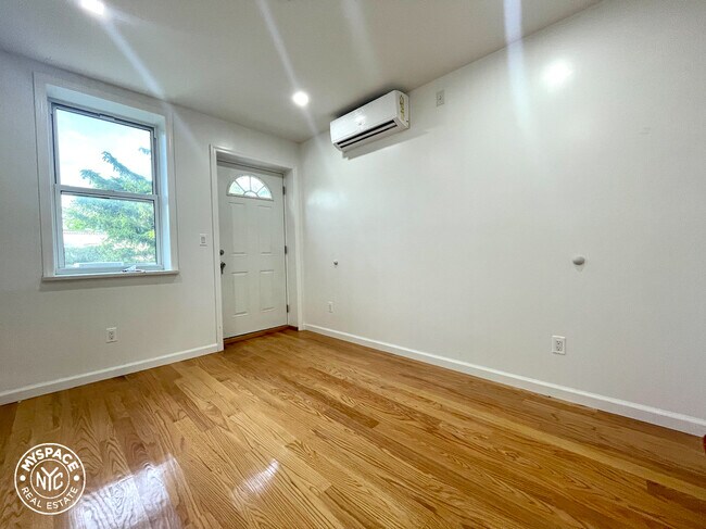 Photo - 521 45th St Apartment