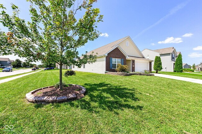 4324 Big Leaf Ln