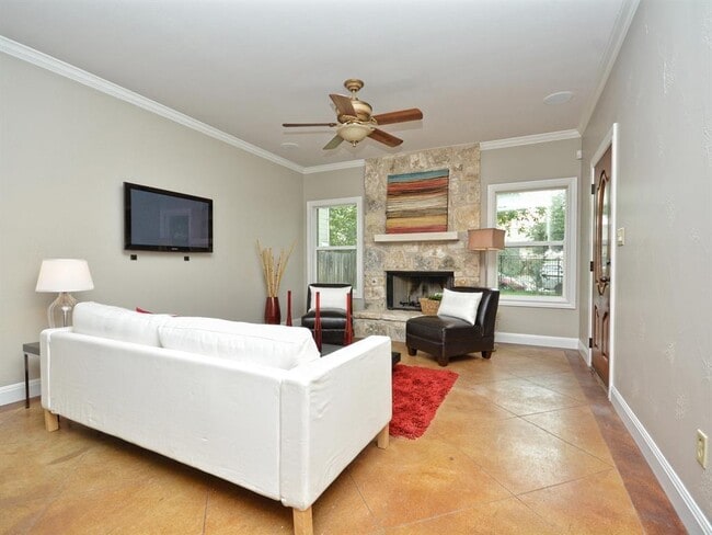 Photo - 907 Ellingson Ln Casa