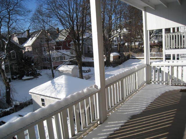 Building Photo - 18 Bigelow St Unit 3