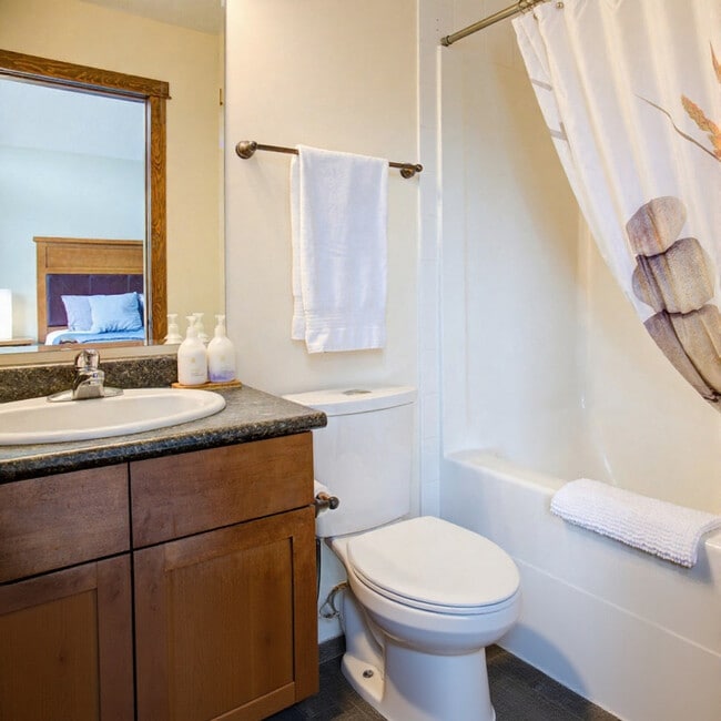 121 Kananaskis Way Unit SI ID1608737P