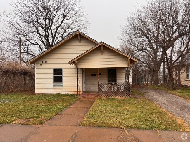 Building Photo - 1714 7th St Rental