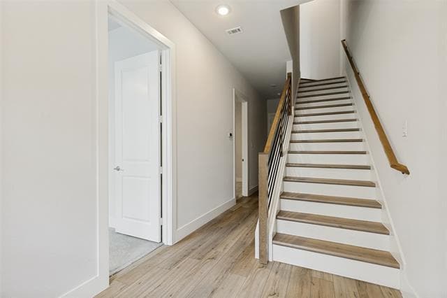 Photo - 8117 Radnor Rd