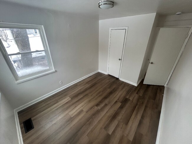 Photo - 2616 Newport Ave Unidad 3