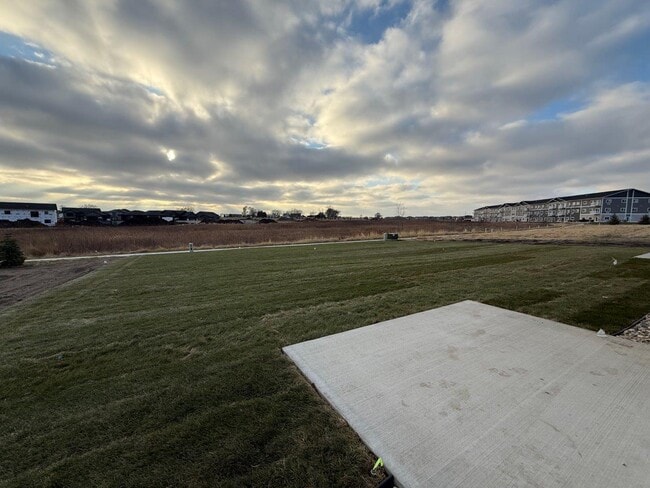 Photo - 2324 Sweetgrass Dr