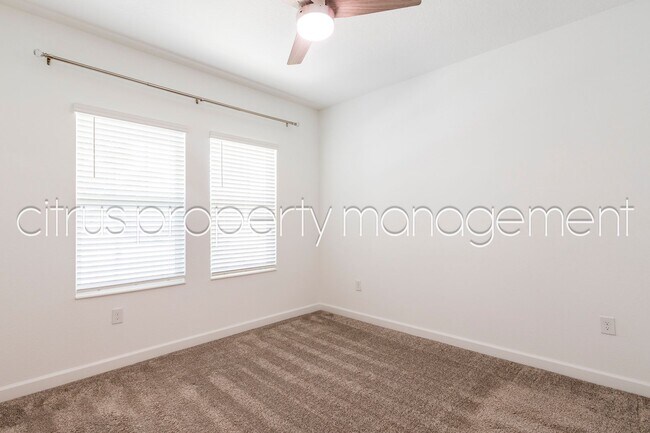 Photo - Immaculate, Beautifully Appointed, Spacious 5/3 in Tohoqua