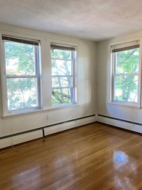 Building Photo - 310 Tappan St Unit 5