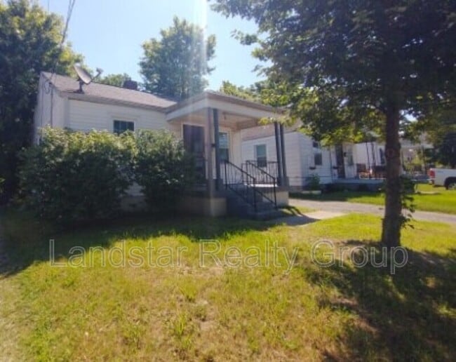 Photo - 1319 Thornberry Ave