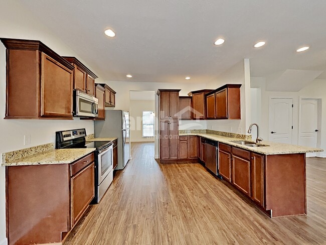 Photo - 6457 Sunnywood Dr