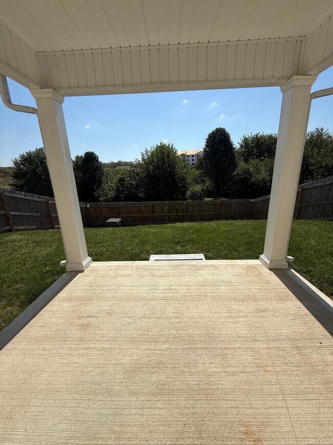 Photo - 2484 Feathersound Wy