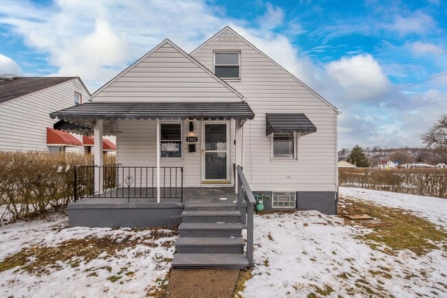 Photo - 2802 C St