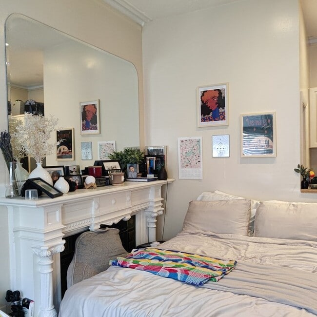 Photo - 247 W Newton St Unit 4