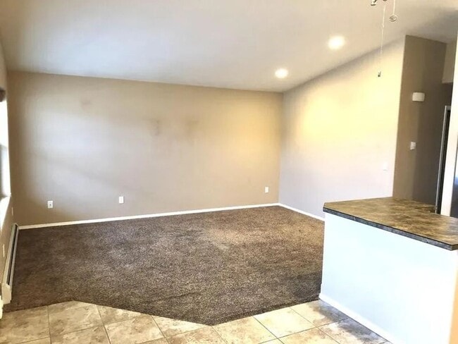 Photo - 1155 Guthrie Rd Unit 2