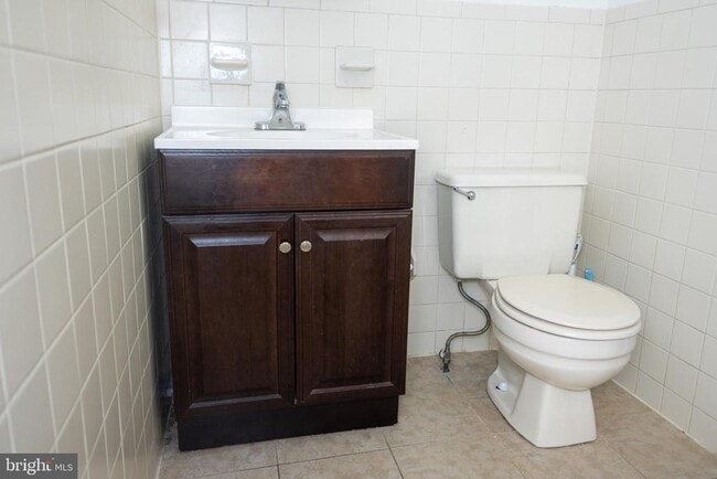 Photo - 2309 E York St Unit 2R