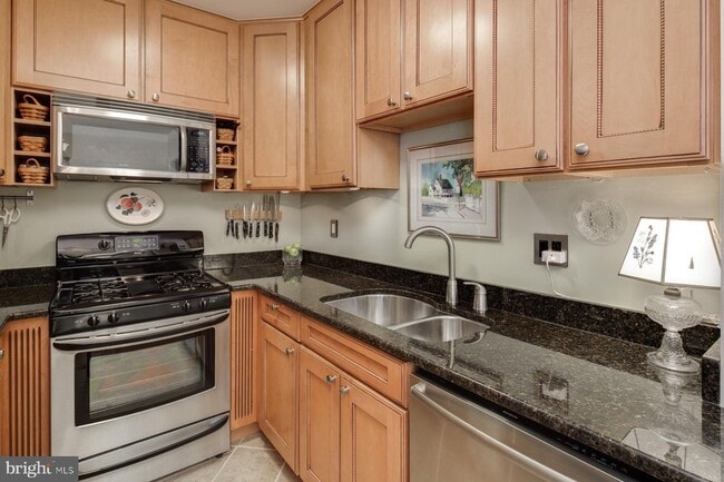 Photo - 2475 Virginia Ave NW Unit 617