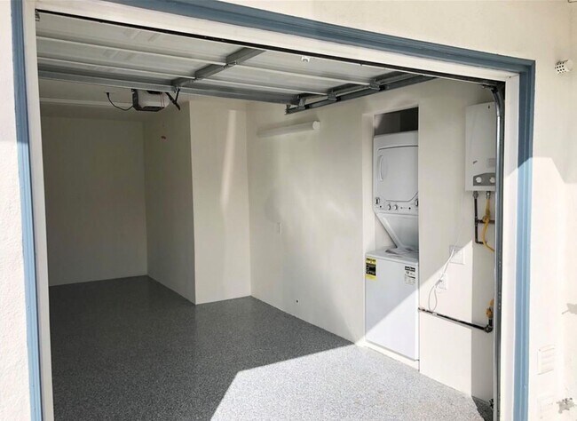 Photo - 248 Avenida Cabrillo Unit B