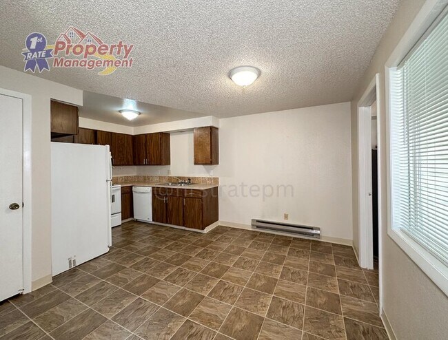 Photo - 1142 S Pond St