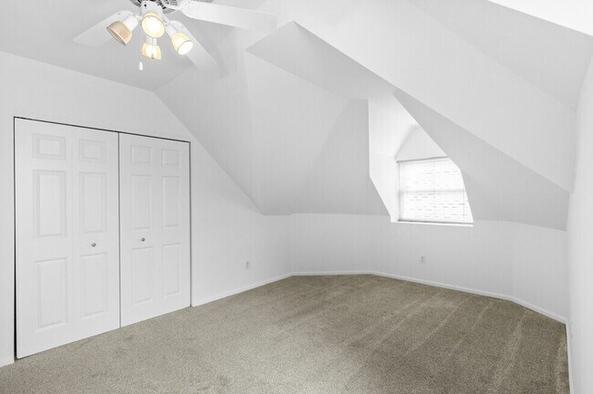 4414 W Pine Blvd