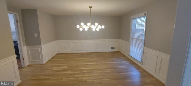 Photo - 19100 Annapolis Way