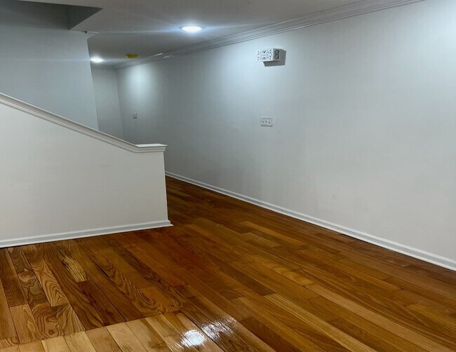 Photo - 752 N 40th St