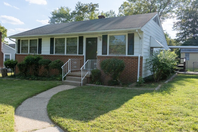 Photo - 510 N Foxhill Rd