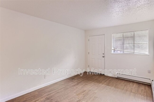 Photo - 3544 High St