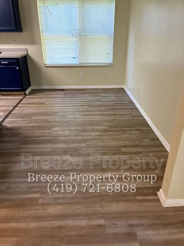 Photo - 768 Fairgreen Ave
