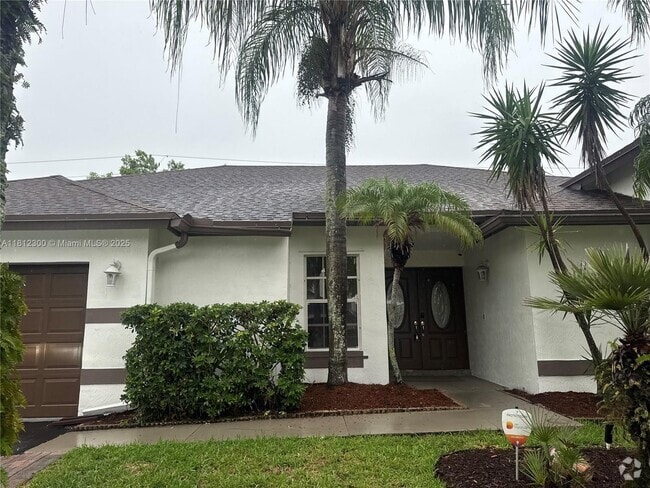 Building Photo - 928 SW 149th Terrace Rental