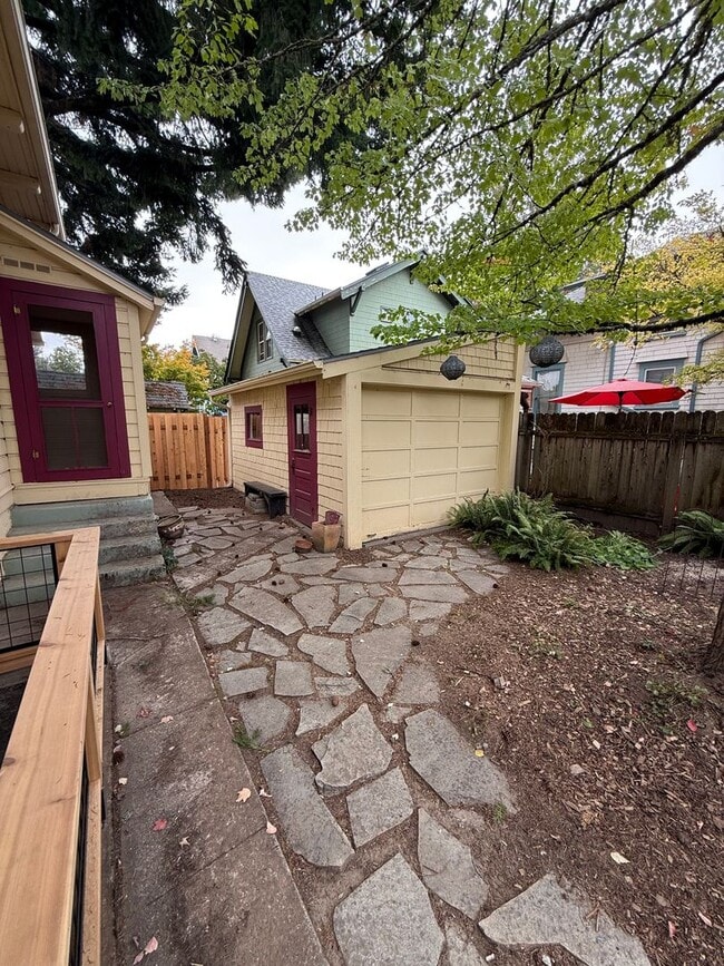 Photo - Charming Sellwood Gem in the Heart of SE P...