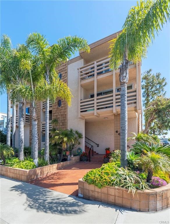 Building Photo - 600 Monterey Blvd Unit 4 Rental