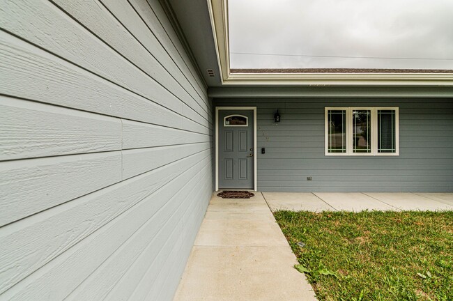 Photo - Please View 3D Virtual Walk-Through Before Scheduling a Showing