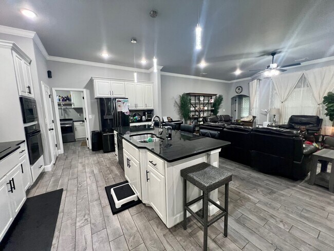 Photo - 2350 Cameo Ln