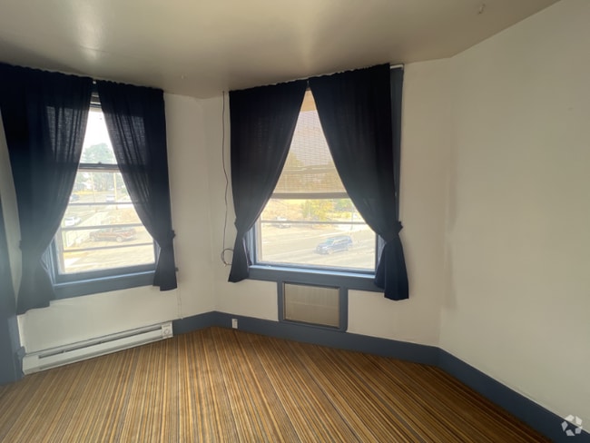 Building Photo - 405 Morgan St Rental