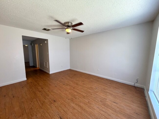 506 Marigny Cir