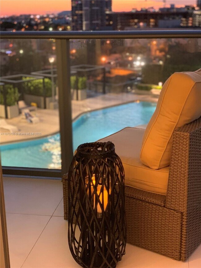 Photo - 501 NE 31st St Unidad 709