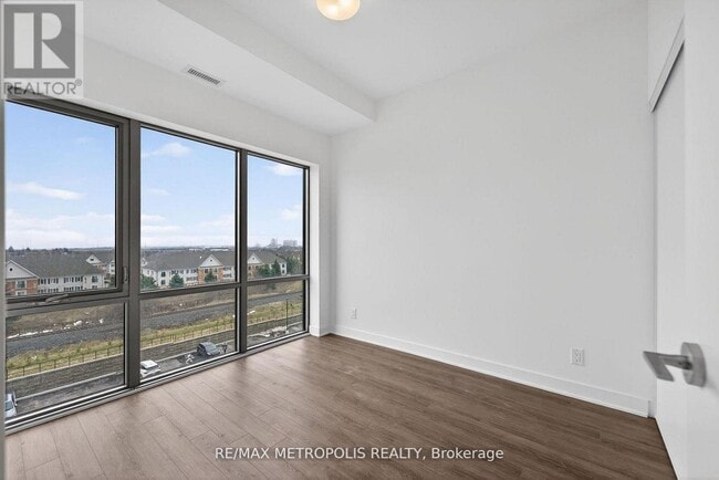 Photo - 51 Clarington Blvd Unité 602