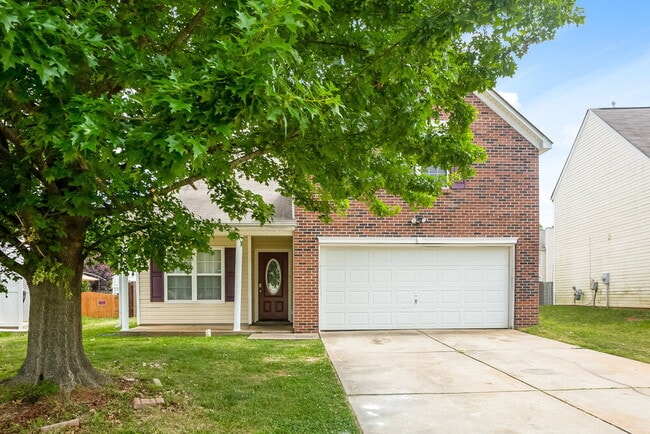 Photo - 1470 Kindred Cir NW