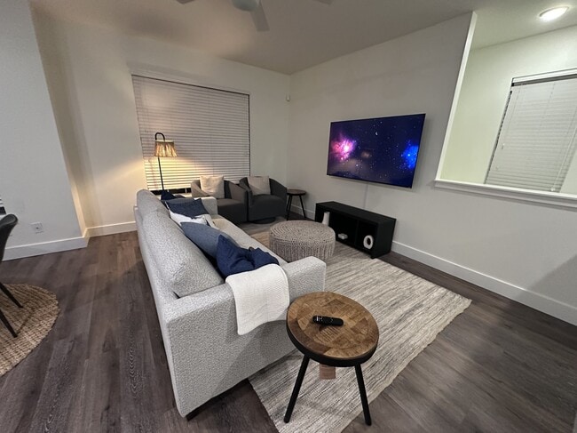 Photo - 4190 NW Meadow Creek Cir Unit 207