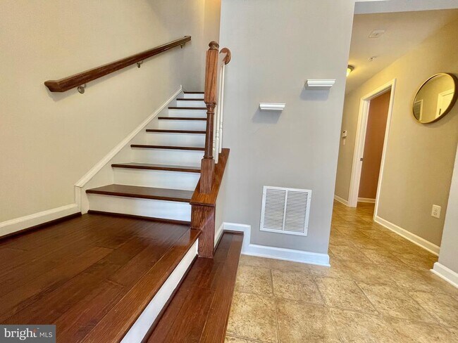 Photo - 9162 Landon House Ln