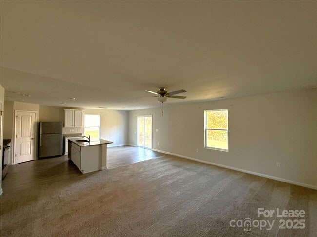 Photo - 3038 Trailblazer St