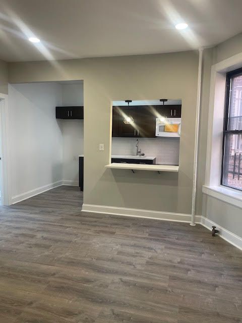 Photo - 1443 White Plains Rd Apartment