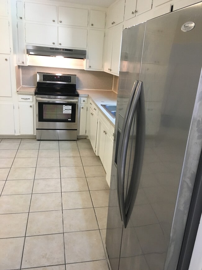 Photo - 3986 Edidin Dr