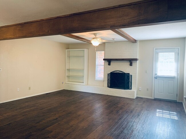 Photo - 14301 Scott St