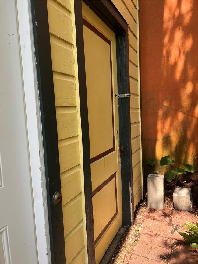 Photo - 1212 Postoffice St