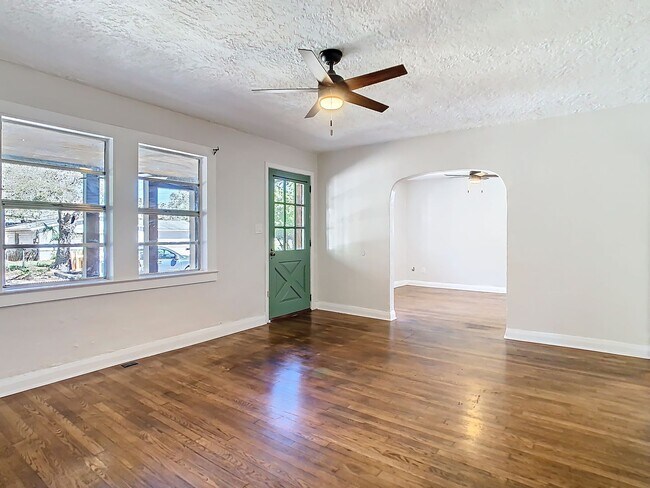 Photo - Renovated Seminole Heights Home w/Bonus Room!