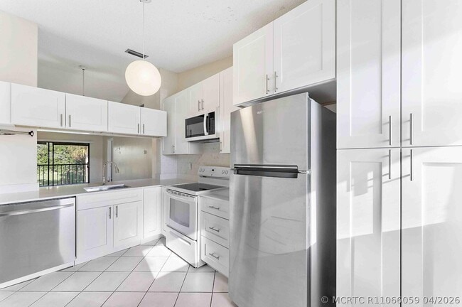 3375 Jaywood Terrace Unit 2050