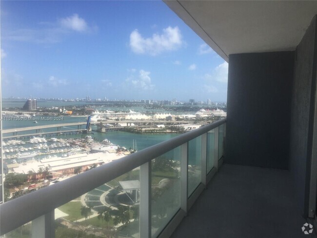 Building Photo - 50 Biscayne Blvd Rental