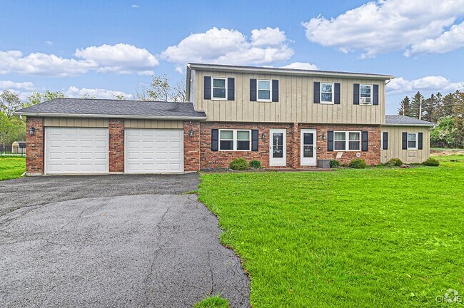 Building Photo - 9395 Pine Grove Ln Rental