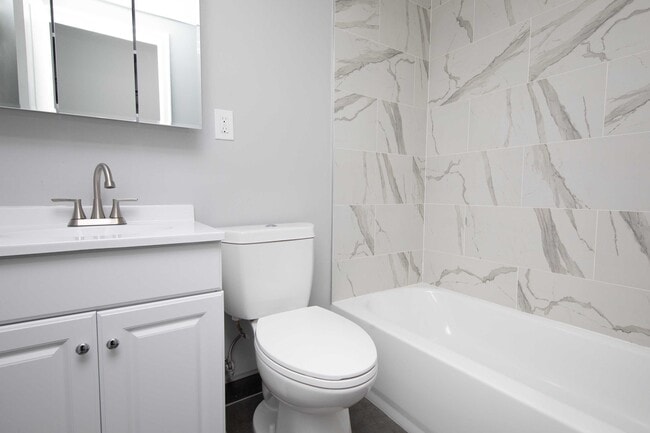 Photo - Holme Circle Apartments